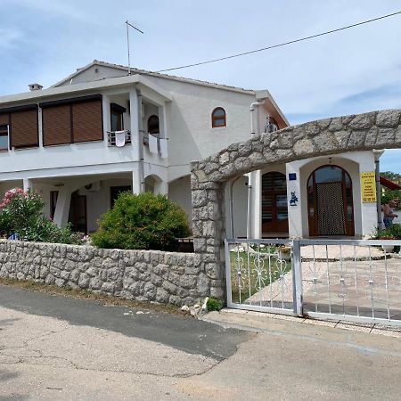 Vila Tesmija Baška Eksteriør bilde