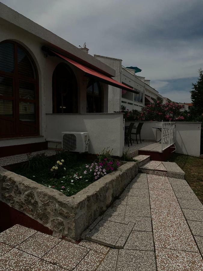 Vila Tesmija Baška Eksteriør bilde